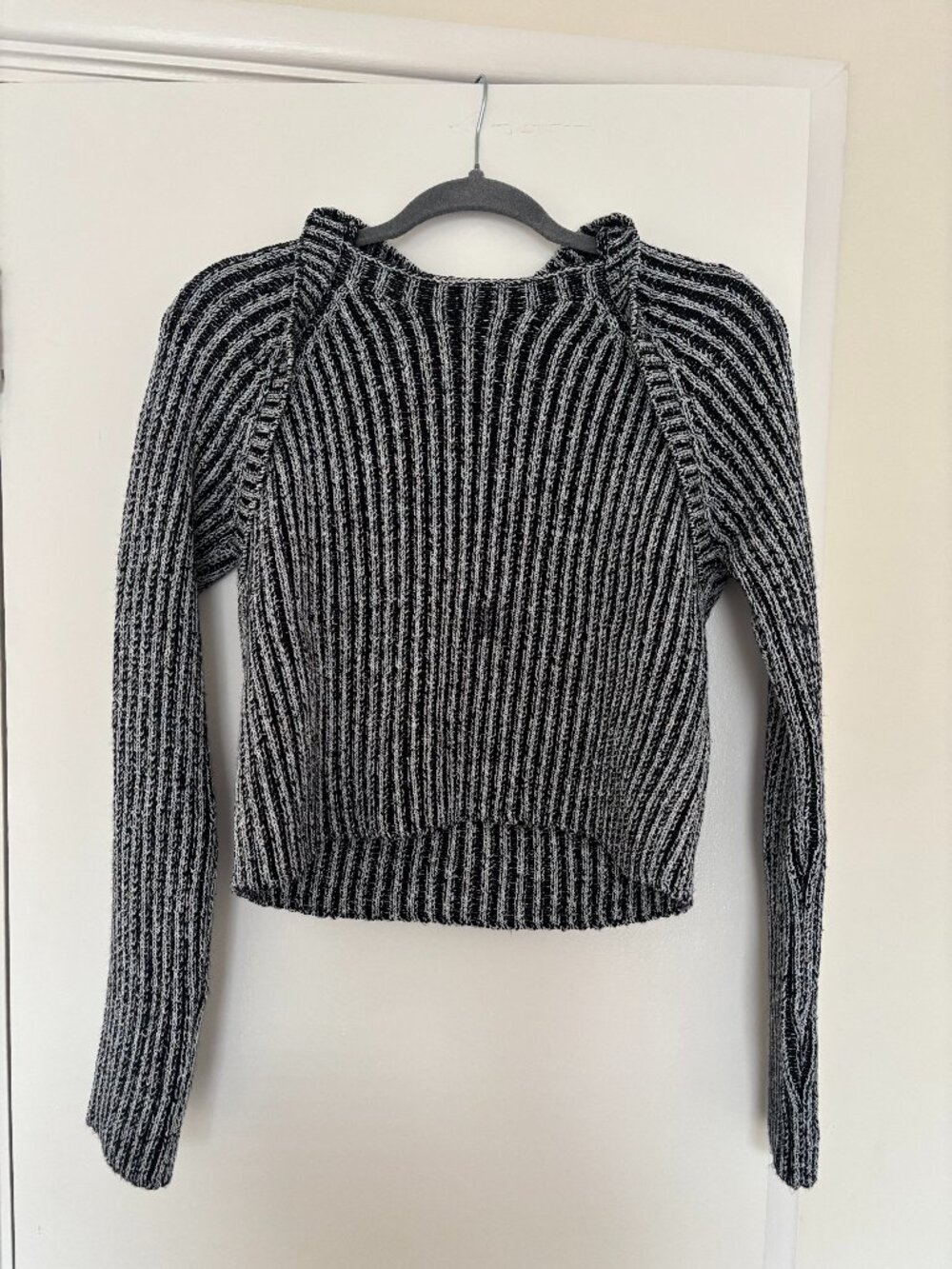 Zara Ribbed Knit Cropped Sweater, Size M